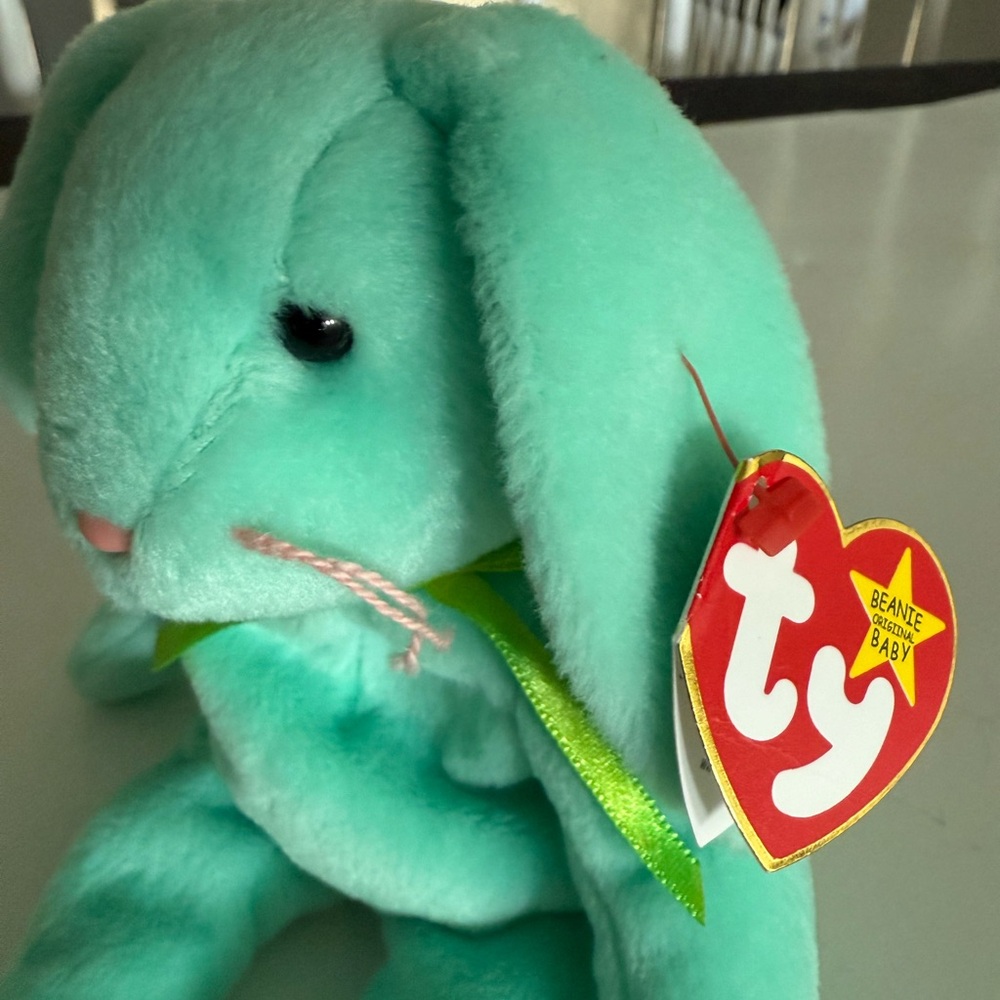 1997 Hippity the Rabbit Beanie Baby - Picture 4 of 11